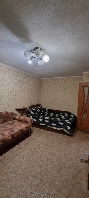 Оренда однокімнатної квартири на ХБК . Другий поверх . Херсон - зображення 1