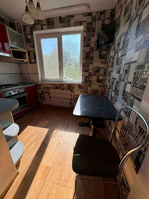 Продаємо 2х кімнатну квартиру в Чугуїві Чугуев - изображение 1