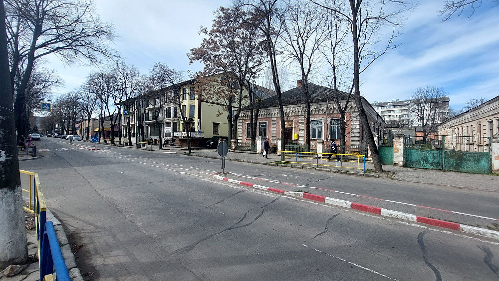 Продам житлову площу під квартиру. Вул.Київська,41. Могилів-Подільський - зображення 2