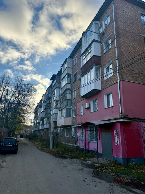 ПРОДАМ однокімнатну квартиру в самому центрі міста ! Охтирка - зображення 1