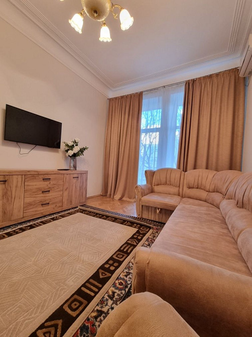 Крутий узвіз, 6 (6/2), Бессарабка, центр Києва, 2-х кімн, 68м2. Киев - изображение 1