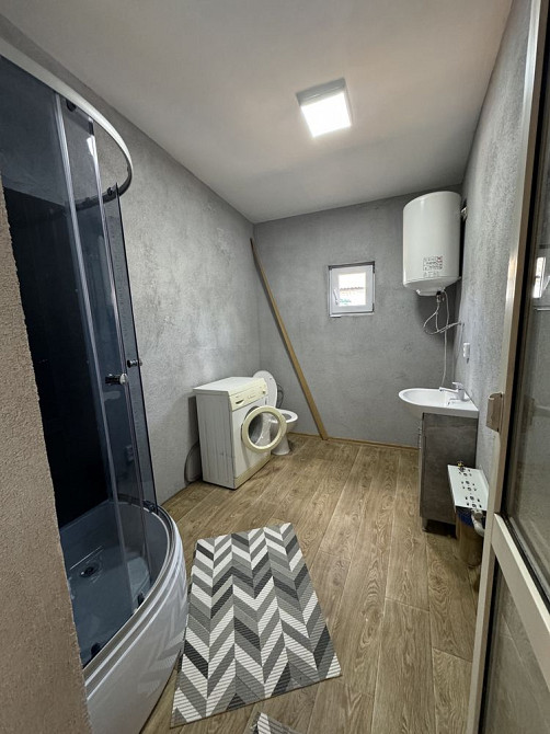 Продам квартиру з двором, капітальний ремонт. Козелець - зображення 4