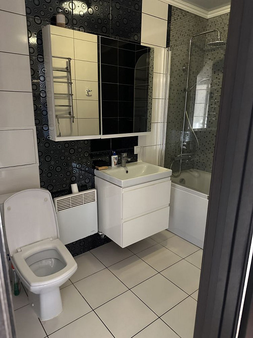 Самий центр , 65 м.кв ,3 кімнати , гардероб, супер стан Жмеринка - зображення 5