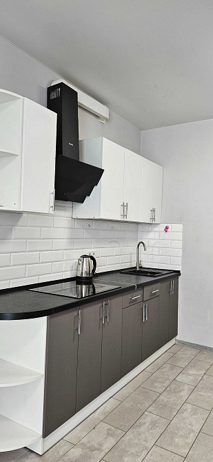 Генератор! Вода,Лифты работают,тепло! Каховская, 62а. Киев Вишневе - зображення 1