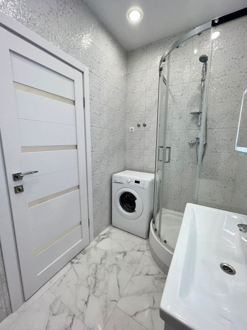 Продається 1 кімната з лоджією в 45 Перлині на Каманіна Одеса - зображення 7