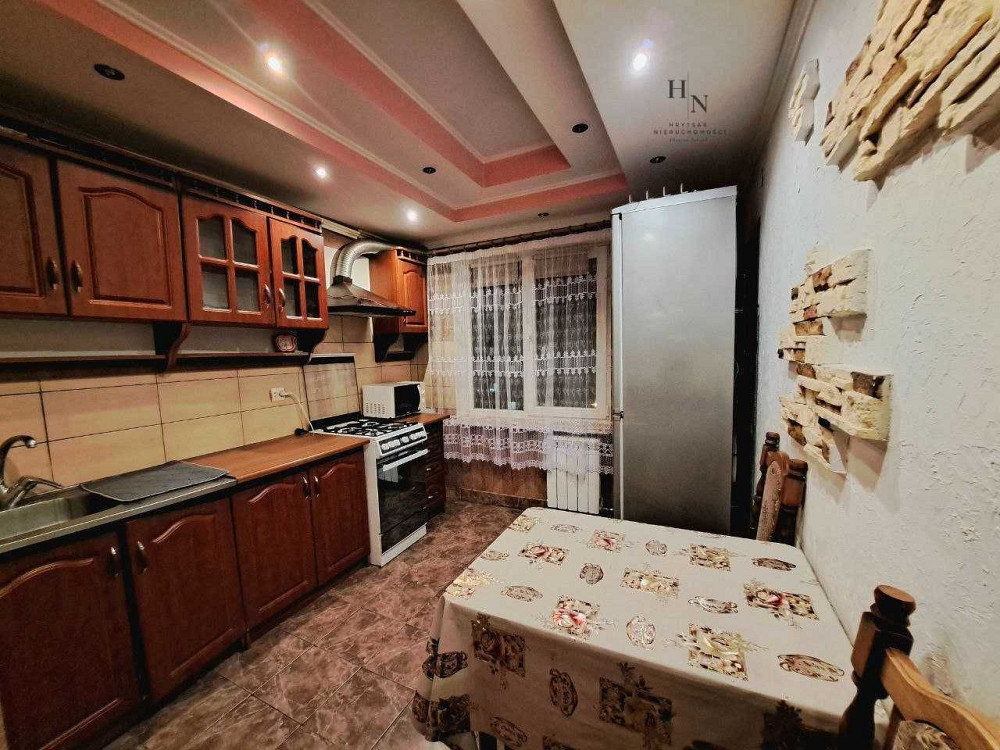 Продаж просторої 3-к квартири Новояворовск - изображение 1