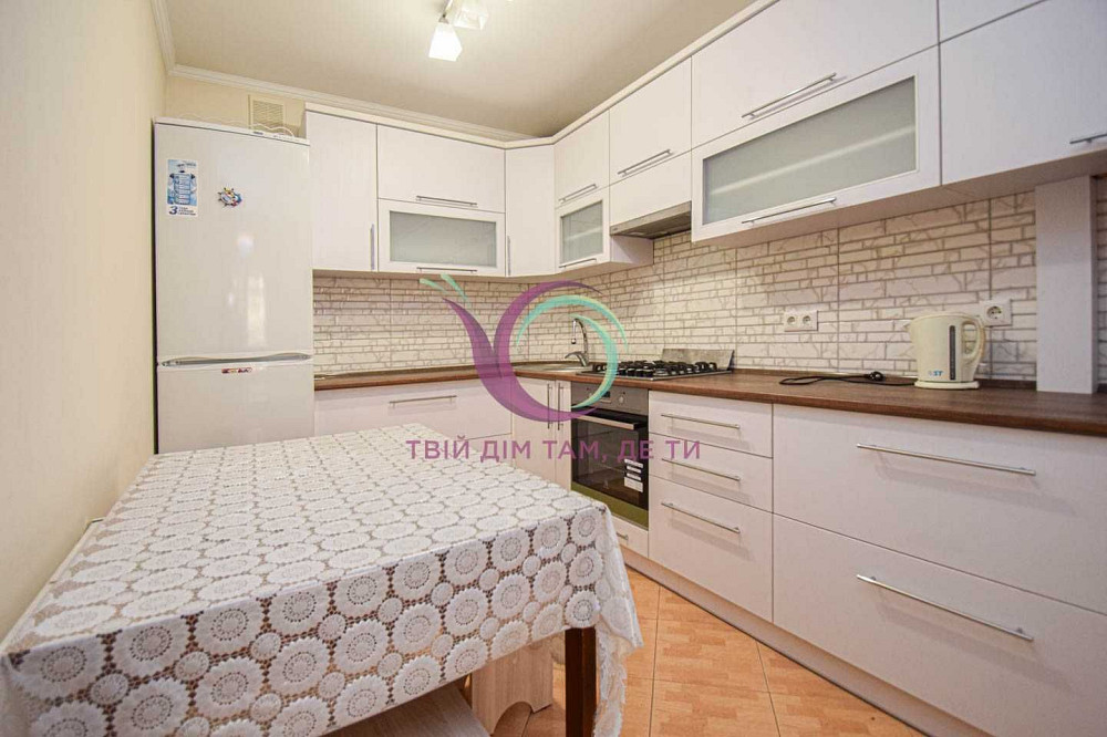 2-к. квартира з лоджією, ремонтом та і/о на проспекті Злуки Тернопіль - зображення 2