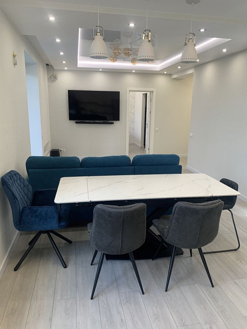 Центр 3 к квартира студія + гараж+ кладова Краматорськ - зображення 4