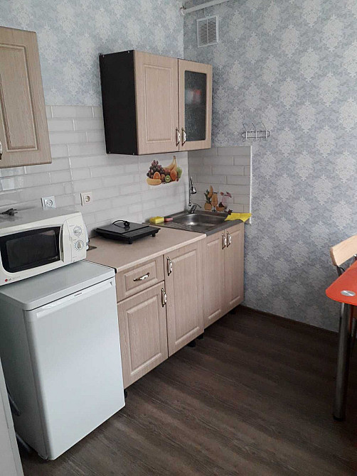 Сучасна однокімнатна квартира . Перший поверх . Будинок цегла . Херсон - зображення 2