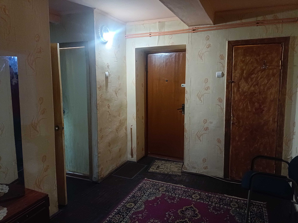 ОРЕНДА 2-х кімнатної квартири на 2-у поверсі 5-и поверхівки, район АТБ Берегово - изображение 3