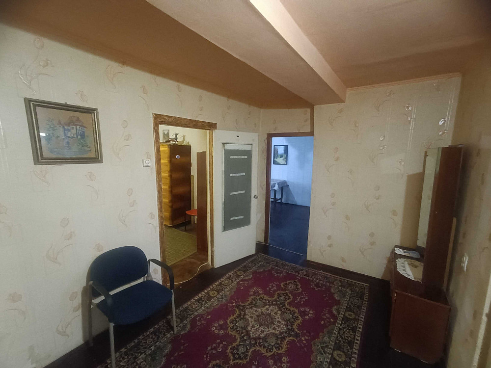 ОРЕНДА 2-х кімнатної квартири на 2-у поверсі 5-и поверхівки, район АТБ Берегово - изображение 2