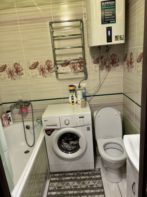 Квартира 2х кімнатна з євроремонтом і меблями Ладыжин - изображение 3