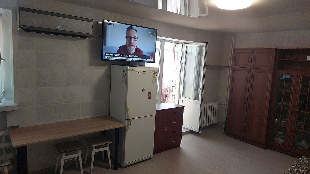 Сдам 1-к квартиру 2 эт.5эт дома с евроремонтом и мебелью Конотоп - зображення 1