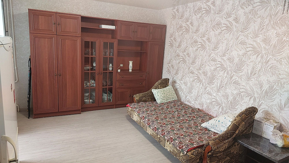 Сдам 1-к квартиру 2 эт.5эт дома с евроремонтом и мебелью Конотоп - зображення 2