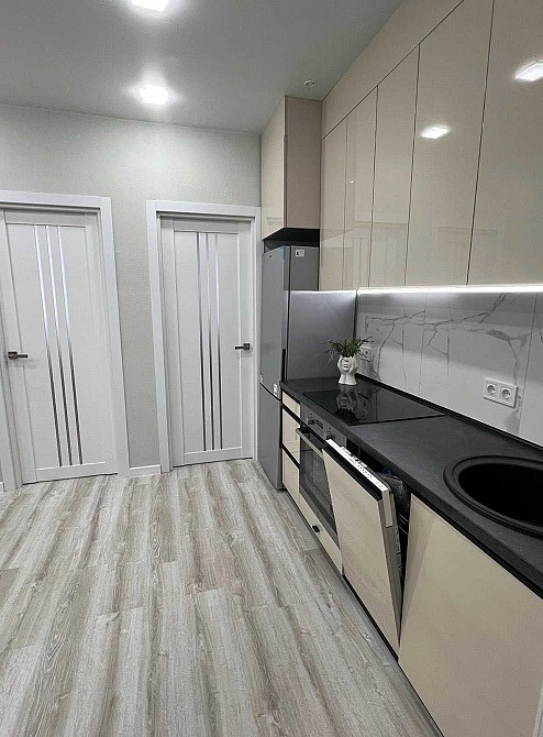 Купите новую квартиру в Kadorr 53 с готовым евроремонтом 2к. Одеса - зображення 1