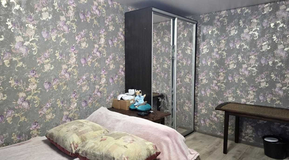 великогабаритна 2-кімнатна квартира від власника, Кам'янське Л/Б 4мкр Кам`янське (Запорізька обл.) - зображення 6