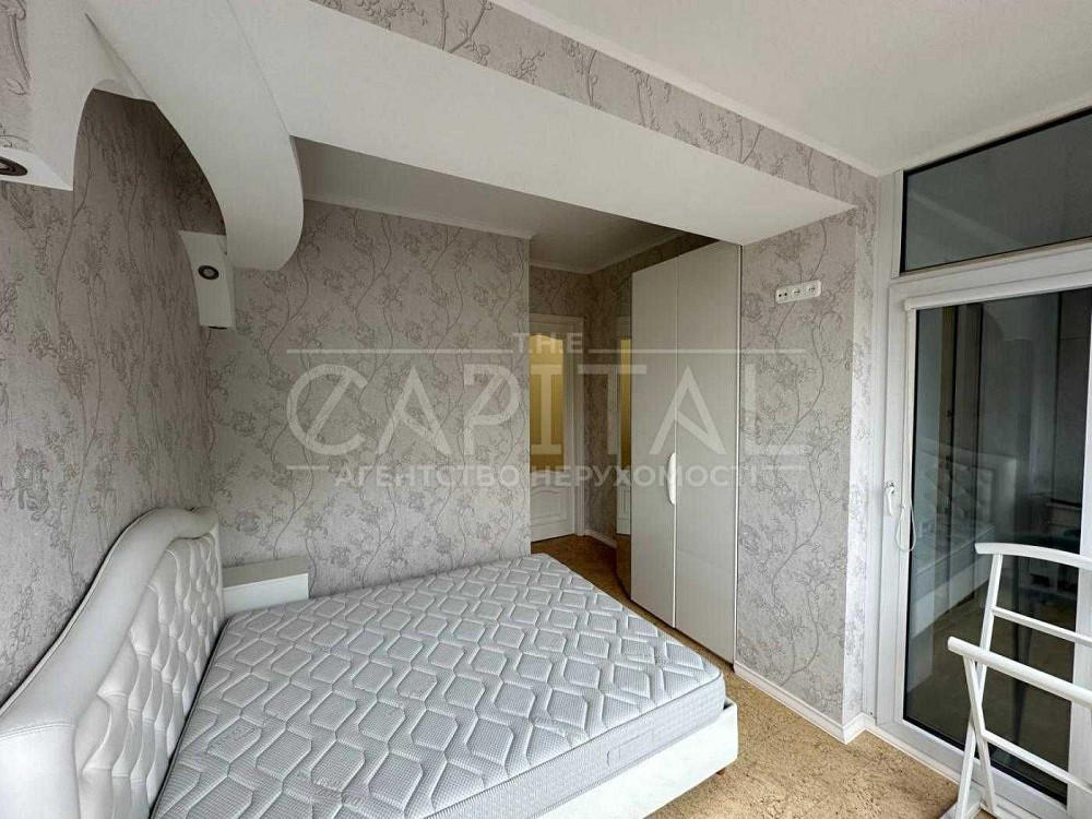 Продаж видової 3к квартири, вул. Івана Мазепи, Арсенальна Центр Салют Київ - зображення 3