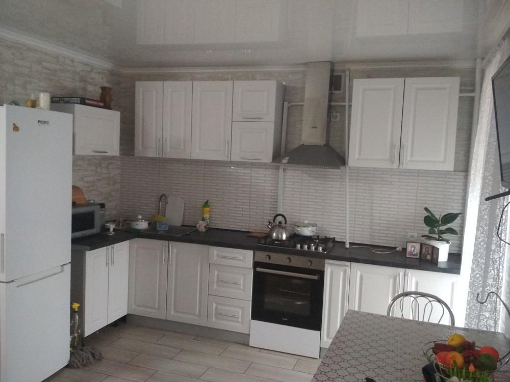 Продам квартиру з автономним опаленням,та свіжим якісним ремонтом . Монастирище - зображення 2