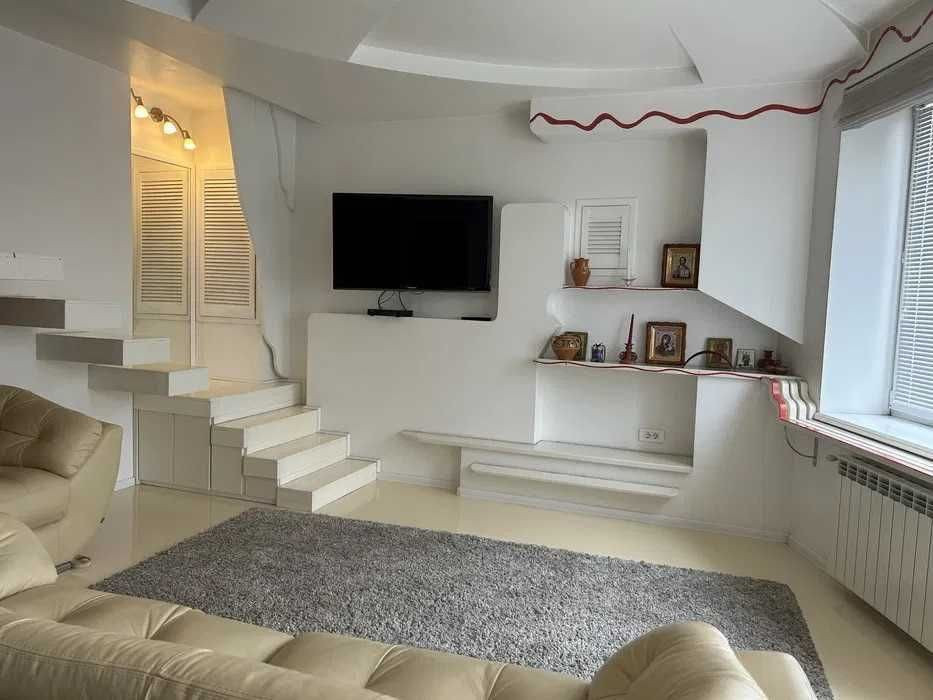 Здам в оренду велику квартиру біля  самої ратуші квартиру Івано-Франківськ - зображення 2