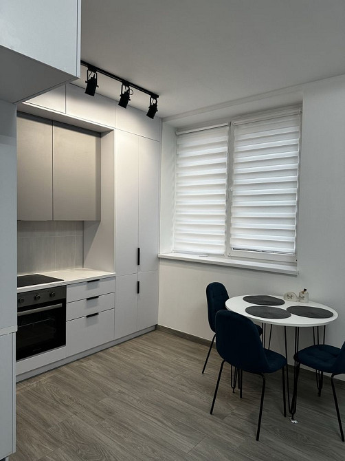 Новобуд, Кармелюка. Черновцы - изображение 1