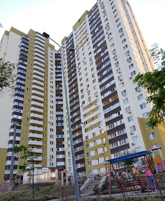 Багринова гора. Продам видову однокімнатну квартиру в ЖК Моторний. Київ - зображення 1