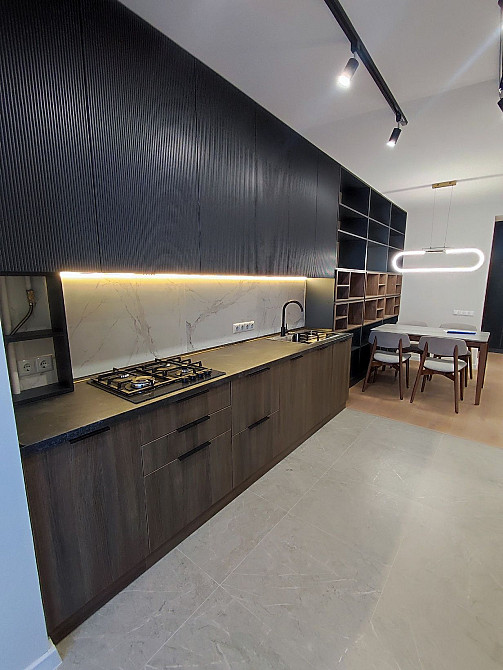 Центр, сучасна 2к.,з кухня-вітальня та дві окремі кімнати Ивано-Франковск - изображение 4