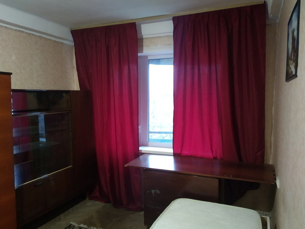 1к вул.Стальского 10 ТРЦ " Квадрат " на Перова Дніпровський район Киев - изображение 1