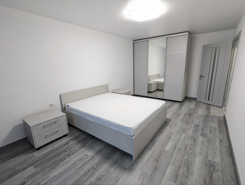 Здам 2х Б. Хмельницького, закрита територія Рівне - зображення 3