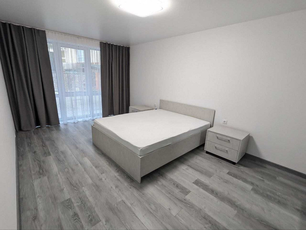 Здам 2х Б. Хмельницького, закрита територія Рівне - зображення 2