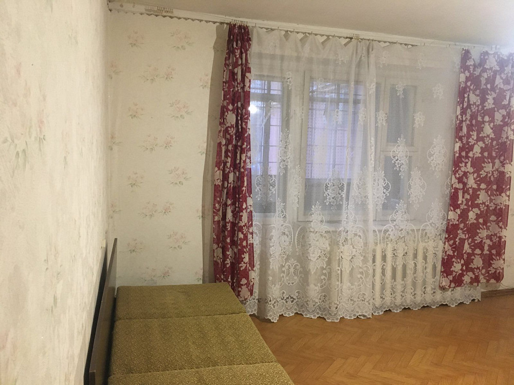 Здається простора 1а кв в рні 13школи Полтава - изображение 2