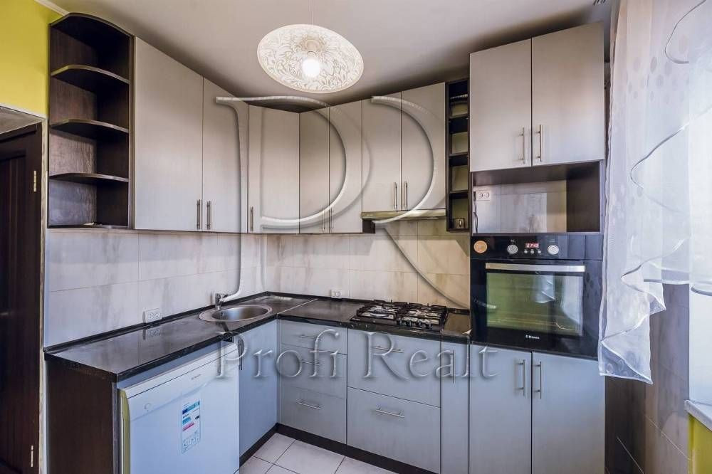 Продаж 2 кімн. квартири за адресою просп.Бажана 7б, Харьківська,Вирлиц Киев - изображение 1