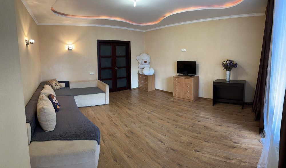 Продам 3-кімнатну квартиру в центрі міста по вул.Грушевського, 21 Бровары - изображение 1