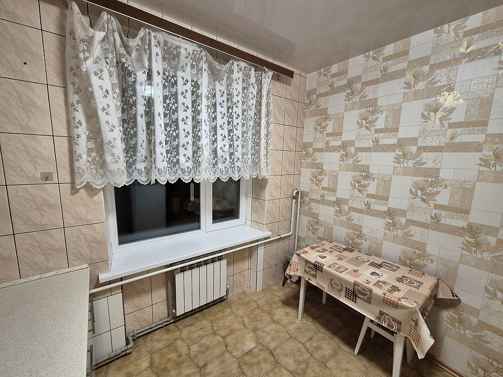 2 Кім.В Центрі біля Макдональдс. Кропивницький - зображення 2