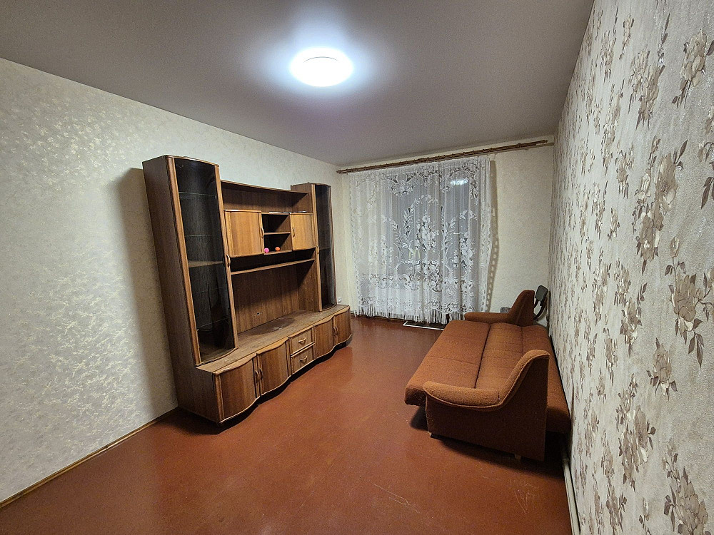 2 Кім.В Центрі біля Макдональдс. Кропивницький - зображення 5