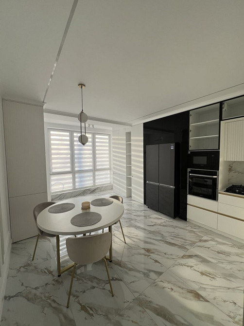 Новобудова з дизайнерським ремонтом Годылов - изображение 3