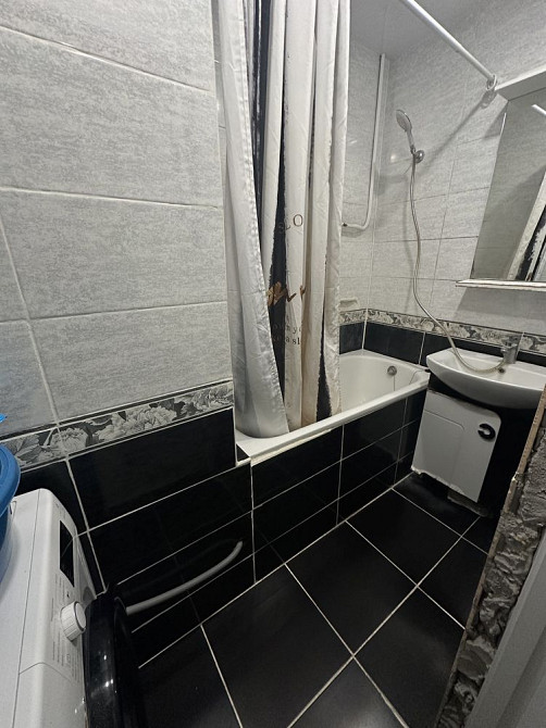 Терміново! Простора 3к з хорошим ремонтом ! Буча - зображення 6