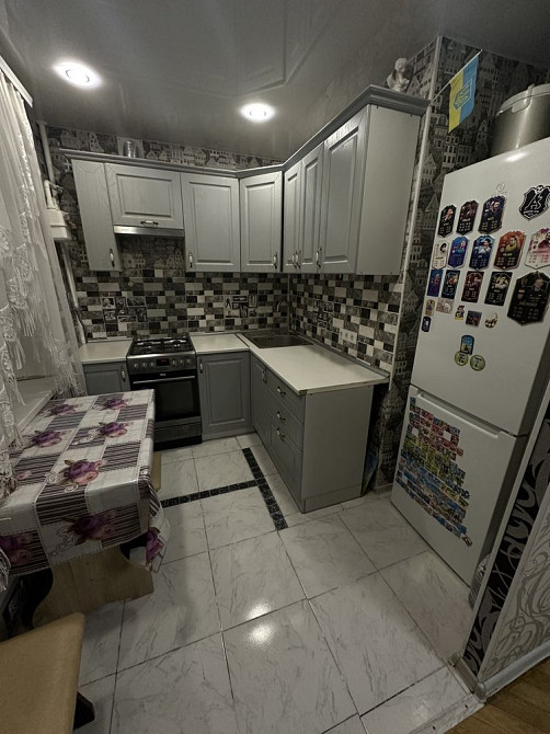 Терміново! Простора 3к з хорошим ремонтом ! Буча - зображення 1