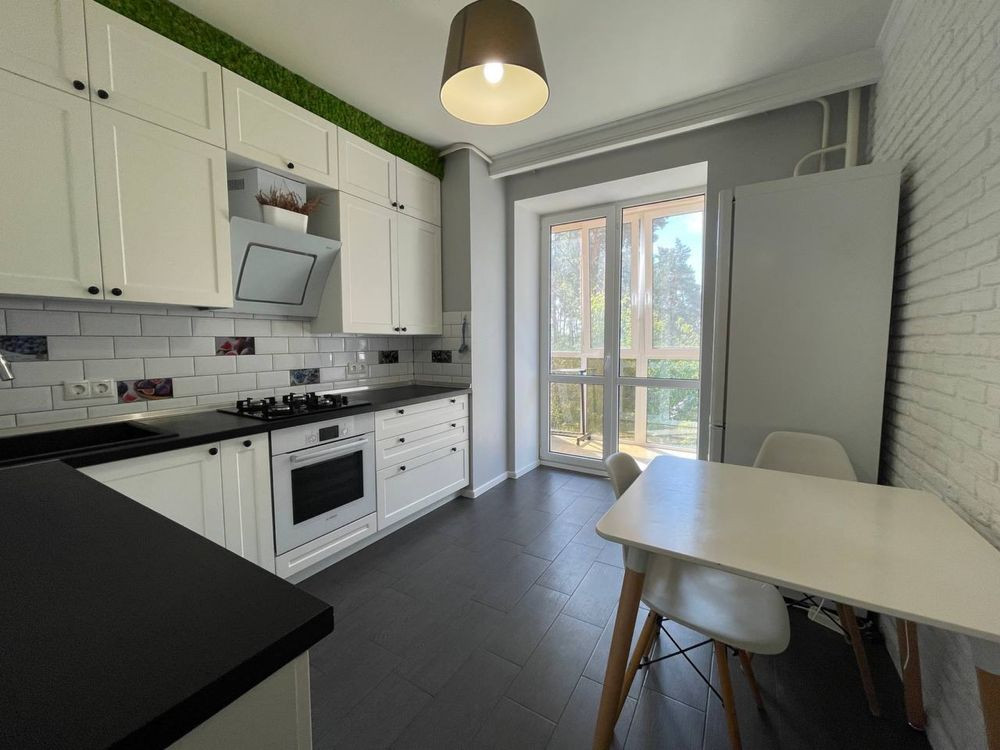 Готова однокімнатна з газом, балконом! Бізнес клас! Заходь і живи! Ирпень - изображение 1