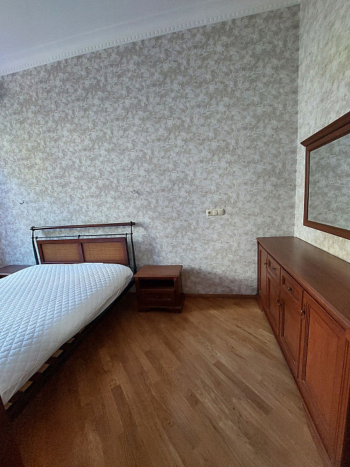 Сдам шикарную евротрешку, ул. Пастера. Цена с гаражом. . Одеса - зображення 4