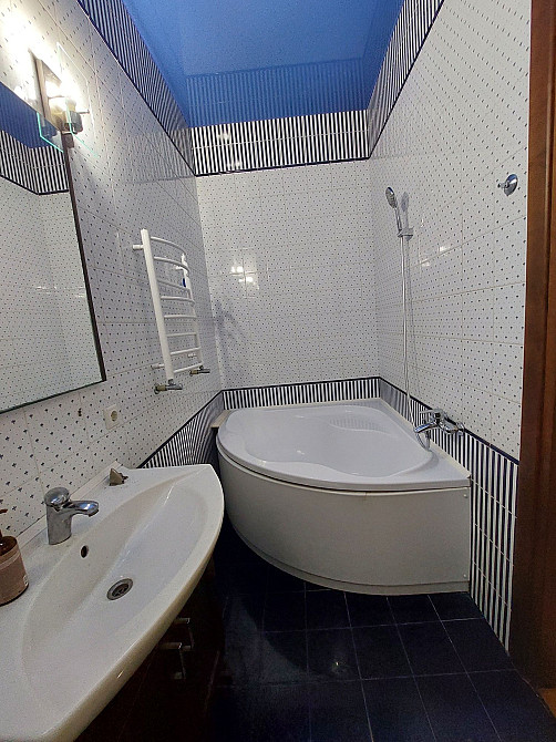 Сдам шикарную евротрешку, ул. Пастера. Цена с гаражом. . Одеса - зображення 7