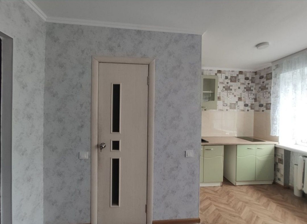 Продається невелика 1к.кв.на Червоній горі Бердичев - изображение 1