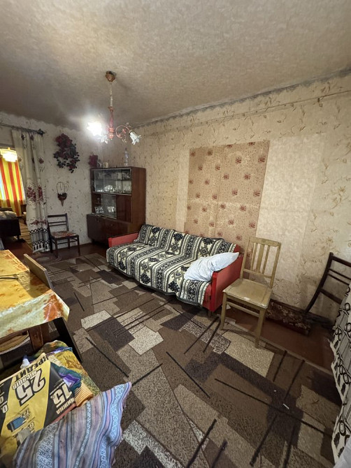 Продам двухкомнатную квартиру под ремонт . Черёмушки Кам`янське (Запорізька обл.) - зображення 4