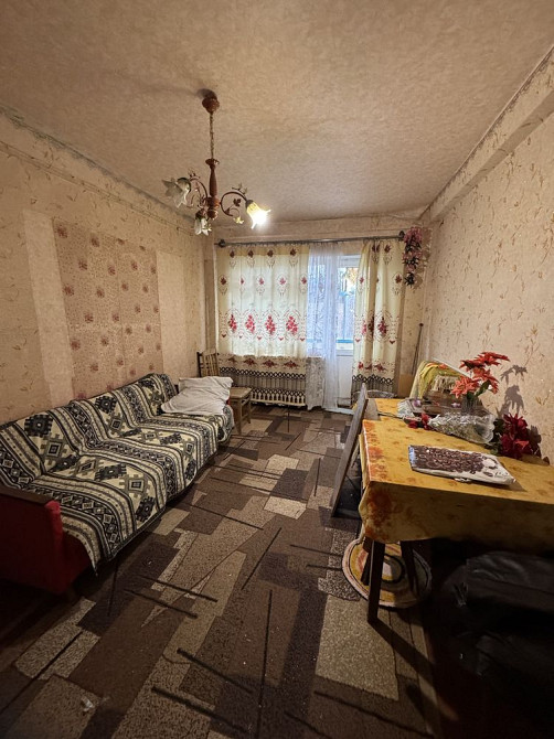 Продам двухкомнатную квартиру под ремонт . Черёмушки Кам`янське (Запорізька обл.) - зображення 3