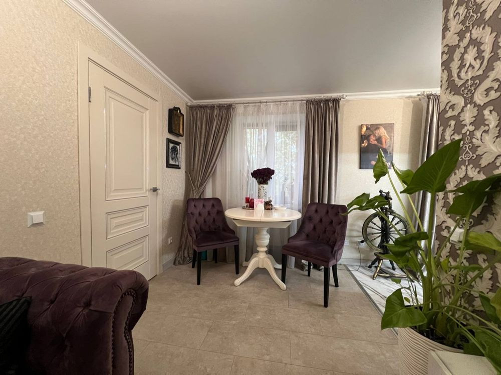 2-комнатная в центре г. Самар(Ноаомосковск) Новомосковск - изображение 1