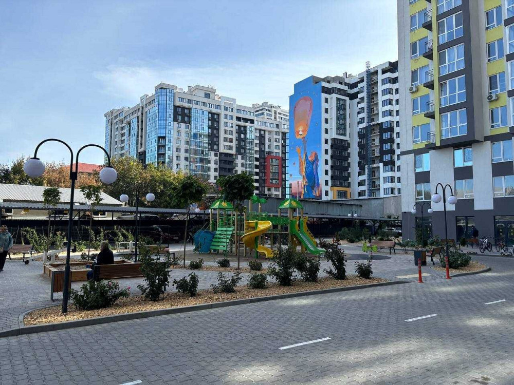 Смарт-квартира с панорамным балконом в новом сданном доме на Таирова Одеса - зображення 1