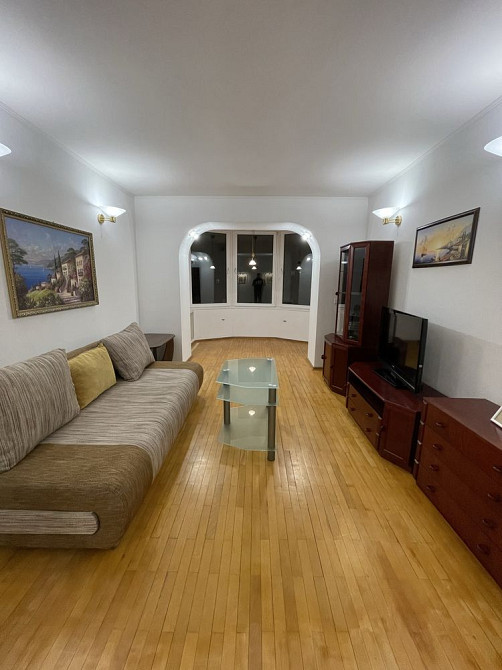 Генерала Воробйова, 3-х кімнатна квартира тільки після косм. ремонту Київ - зображення 1