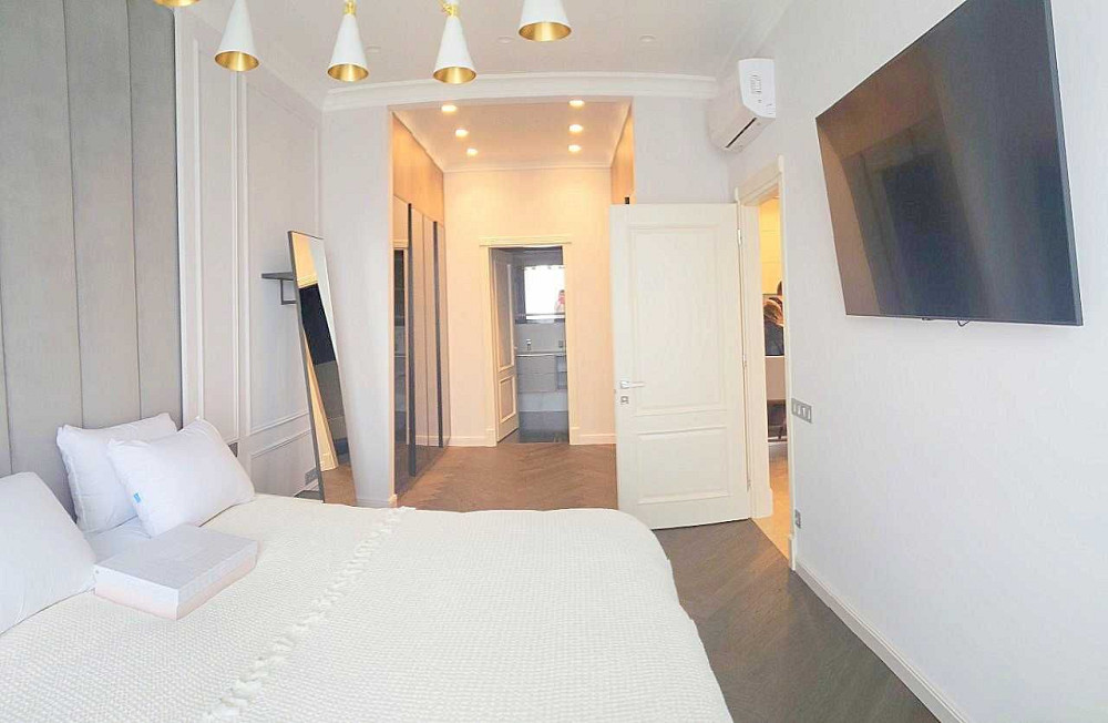 красивая 3х ком квартира, Башня Чкалов, прямые формы, пастельные тона Одеса - зображення 3