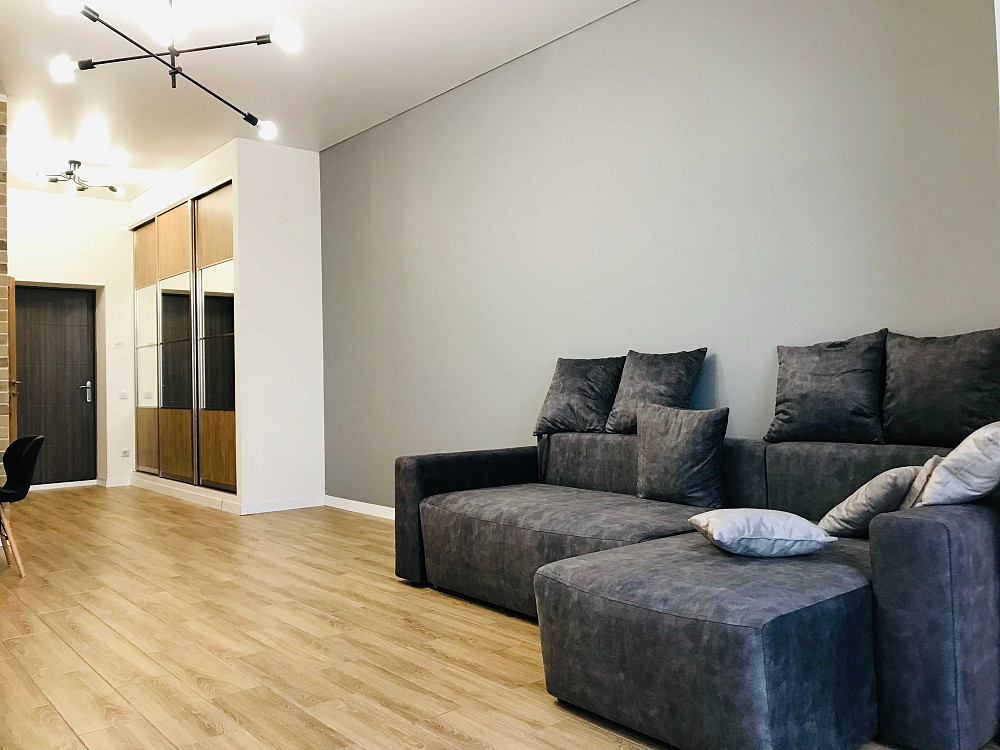 Дизайнерська "Loft" з панорамою, біля озера. 1к 45м2 в новобудові! Рівне - зображення 5