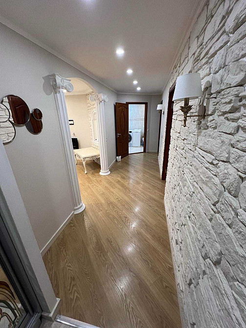 Продаю 4-х кімнатну квартиру Н1 Миколаїв - зображення 5