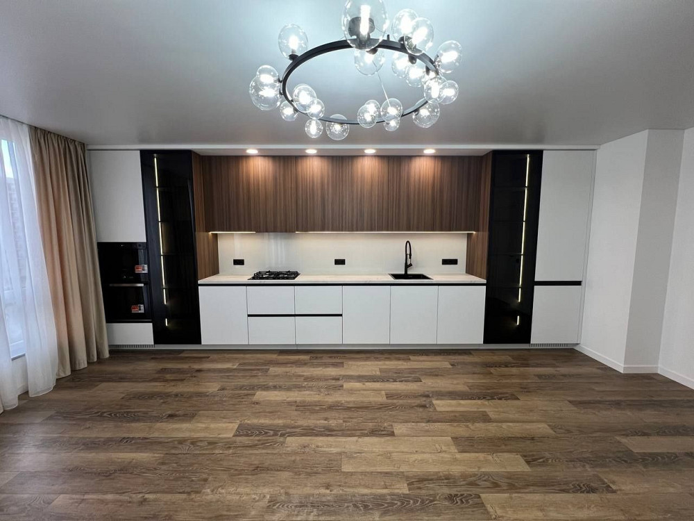 Продаю 2-кімнатну квартиру. Івано-Франківськ - зображення 1